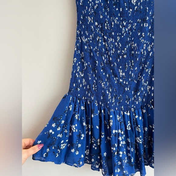 Zara rushed dress - Picture 2 of 2